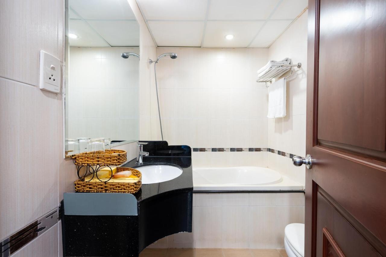 Lucasta Saigon Hotel 胡志明市 外观 照片