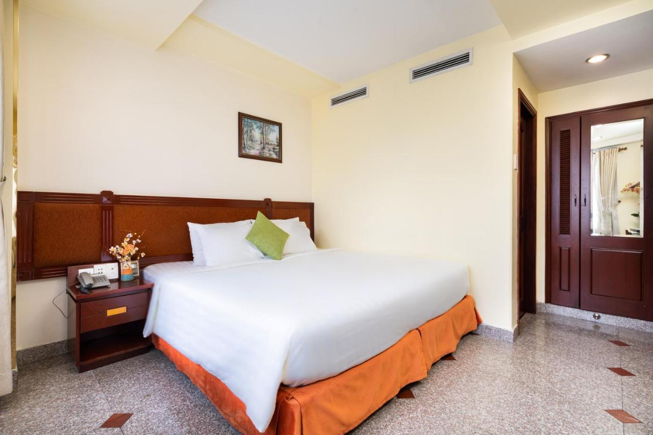 Lucasta Saigon Hotel 胡志明市 外观 照片