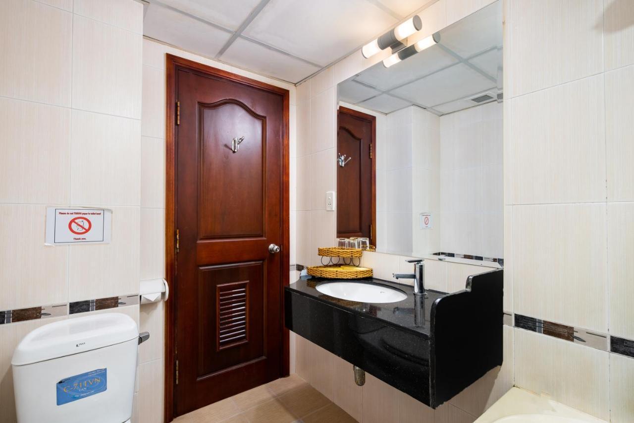 Lucasta Saigon Hotel 胡志明市 外观 照片